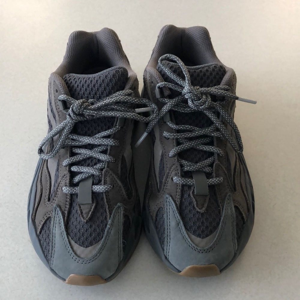 Adidas Yeezy Boost 700 V2 Geode